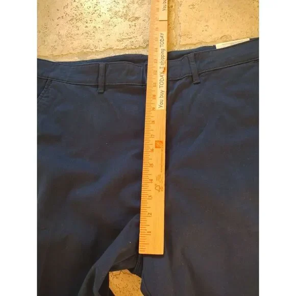 NEW St Johns Bay Cargo Shorts Mens 42 Blue Soft Wash Legacy 10" Inseam - Picture 5 of 9